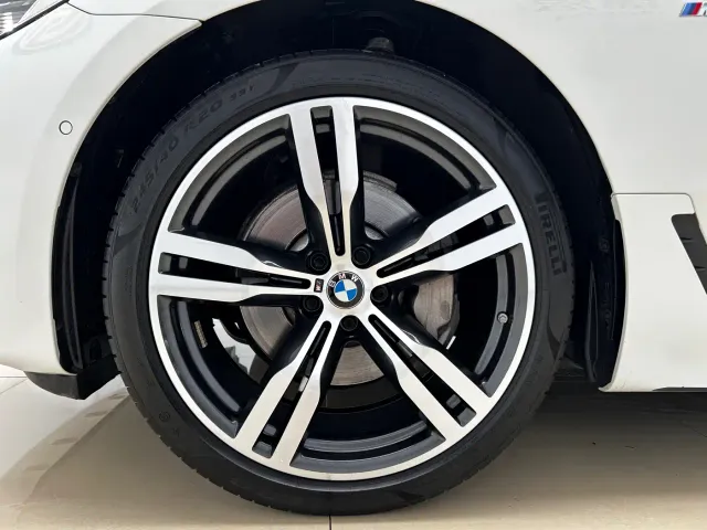 BMW 6 Series Gran Turismo — Фото автомобиля 24