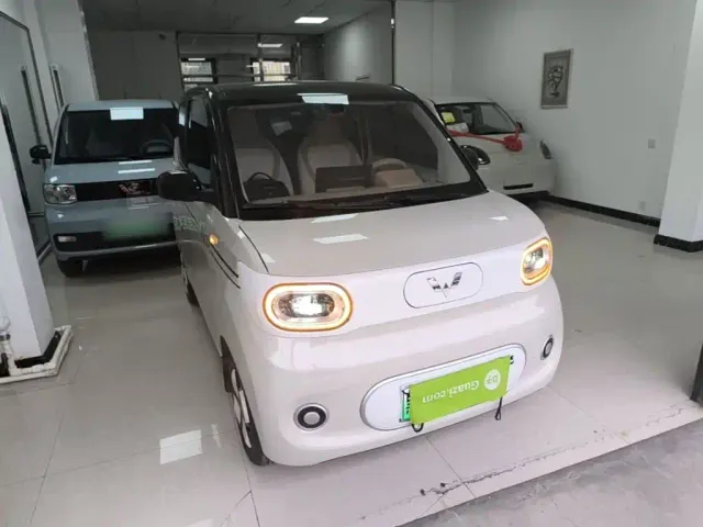 Wuling Motors Hongguang MINIEV 2024 3rd Generation 215km Youth Edition — Фото автомобиля 3