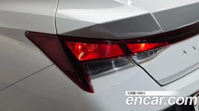Hyundai Avante CN7 — Фото автомобиля 8