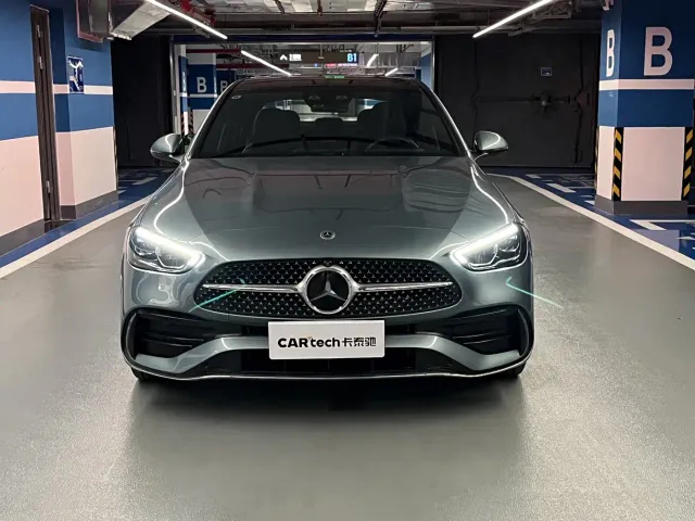 Mercedes-Benz C-Class — Фото автомобиля 2