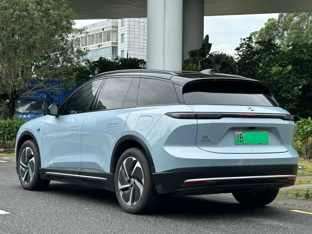 Nio ES6 — Фото автомобиля 20