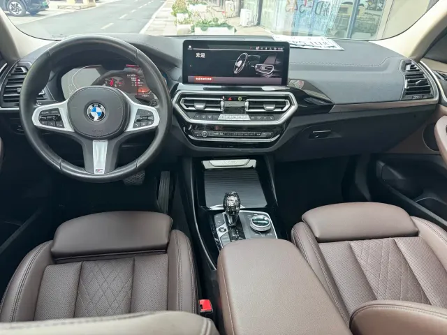 BMW X3 — Фото автомобиля 9
