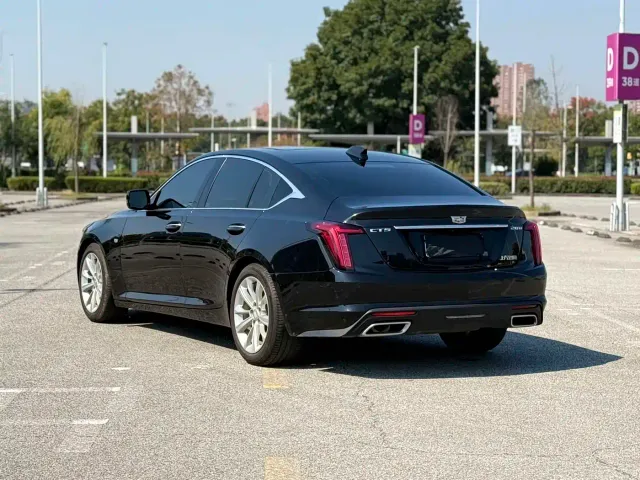 Cadillac CT5 — Фото автомобиля 7