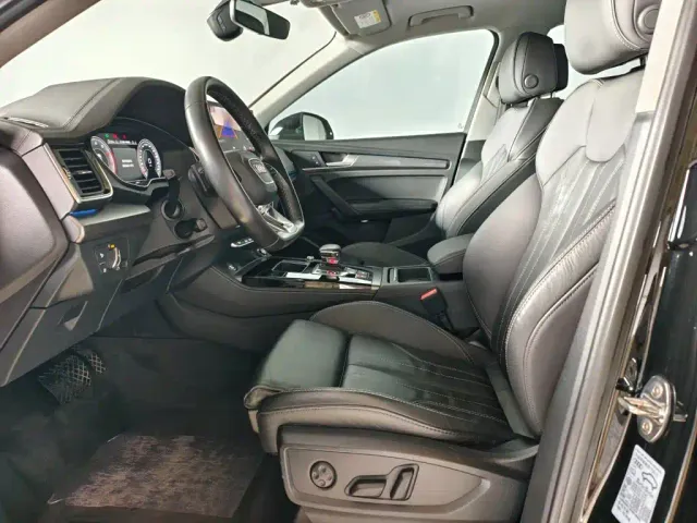 Audi Q5L — Фото автомобиля 8