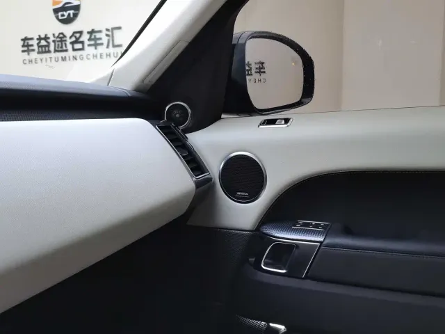 Land Rover Range Rover Sport — Фото автомобиля 15