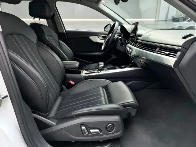 Audi A4L — Фото автомобиля 11