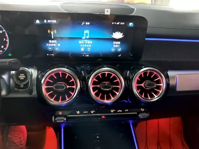 Mercedes-Benz GLB-Class — Фото автомобиля 12