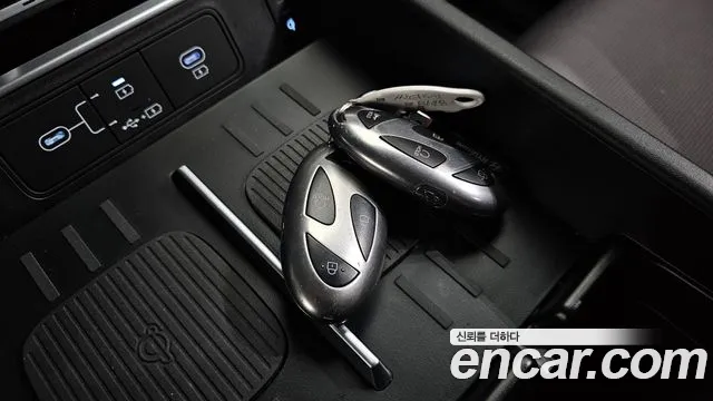 Hyundai Santa Fe MX5 — Фото автомобиля 27