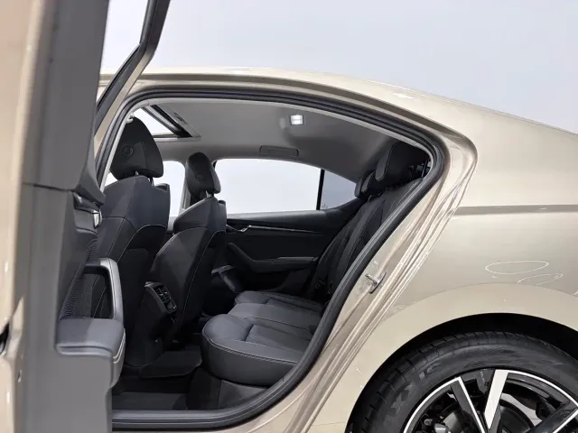 Skoda Octavia — Фото автомобиля 9