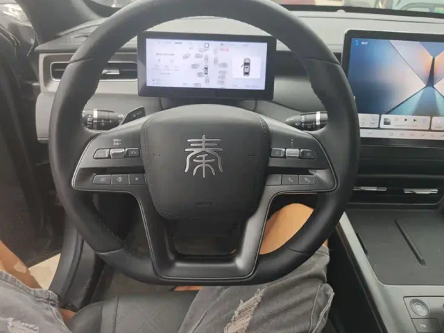BYD Qin L — Фото автомобиля 10