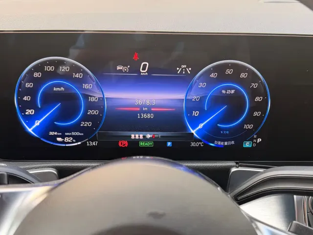 Mercedes-Benz EQB — Фото автомобиля 4