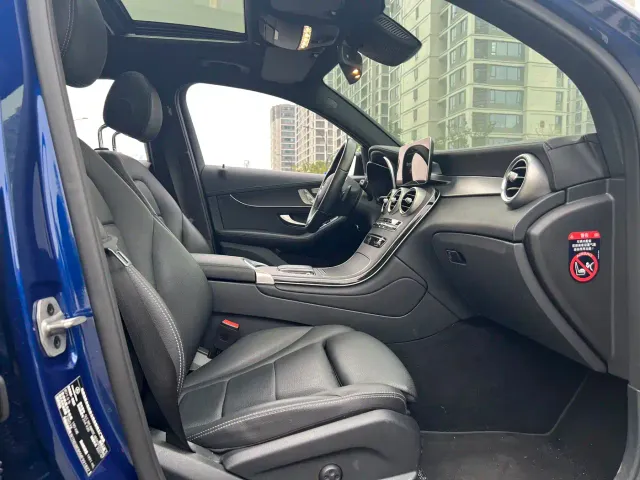 Mercedes-Benz Mercedes-Benz GLC Coupe 2021 GLC 300 4MATIC Coupe SUV — Фото автомобиля 20