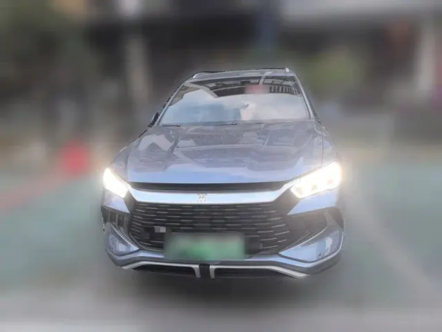BYD Song Pro — Фото автомобиля 2