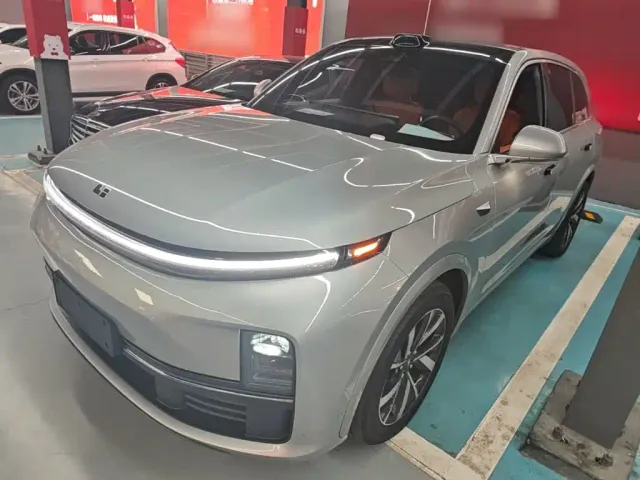 Фотография автомобиля — Li Auto L7