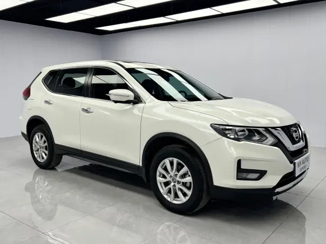 Nissan X-Trail — Фото автомобиля 3
