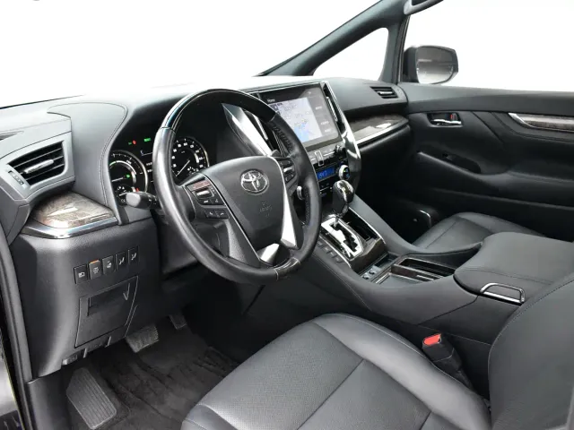 Toyota Vellfire — Фото автомобиля 6