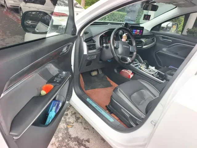 Haval H6 — Фото автомобиля 13