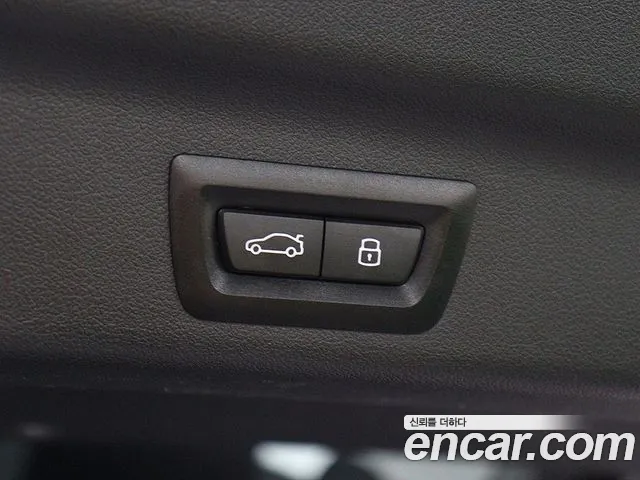 BMW X1 U11 — Фото автомобиля 6
