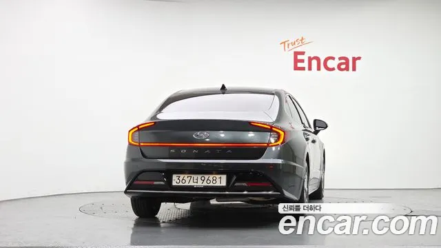 Hyundai Sonata — Фото автомобиля 4