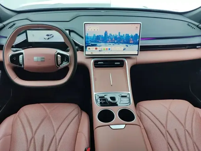 Geely Galaxy L6 — Фото автомобиля 12