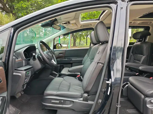 Honda Odyssey — Фото автомобиля 5