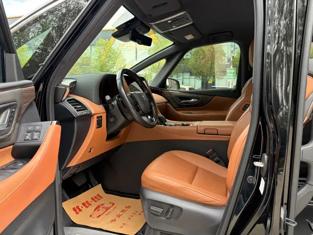 Toyota Alphard — Фото автомобиля 4
