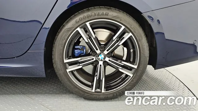 BMW 3-Series 3 серия (G20) 320i M Sport — Фото автомобиля 18