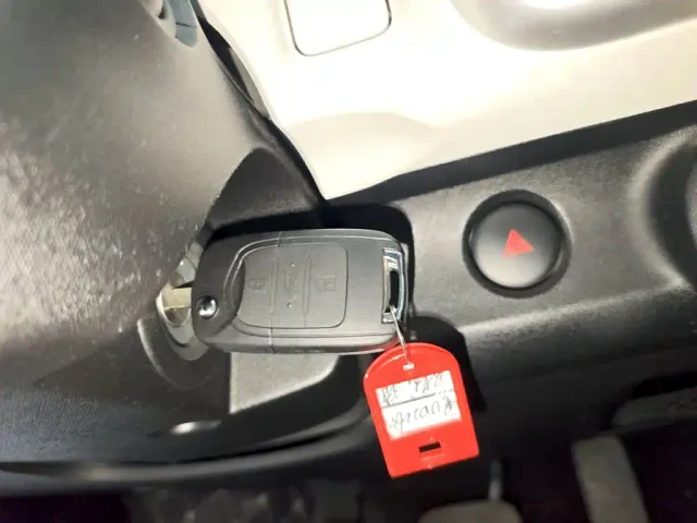 Wuling Hongguang Mini EV — Фото автомобиля 8