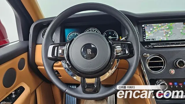 Rolls-Royce Cullinan — Фото автомобиля 13