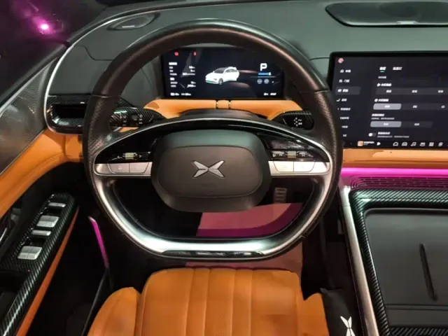 Xpeng G9 — Фото автомобиля 10