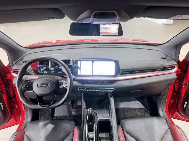 Geely Binyue — Фото автомобиля 15