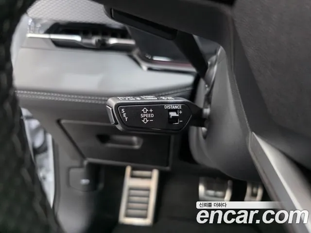 Audi A6 e-Tron — Фото автомобиля 16
