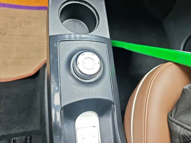 Wuling Hongguang Mini EV — Фото автомобиля 13