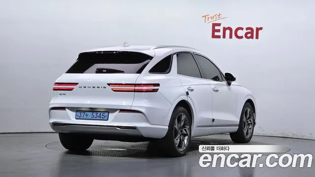Genesis GV70 Electrified GV70 — Фото автомобиля 2