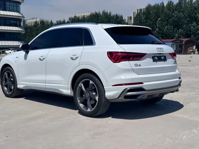 Audi Q3 — Фото автомобиля 7