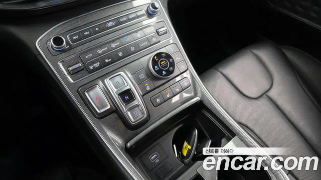 Hyundai Santafe Новый Santa Fe — Фото автомобиля 9