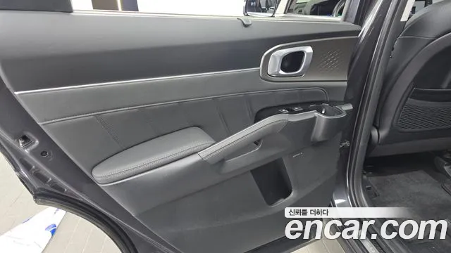 Kia Sorento Sorento 4-е поколение Бензин 2.5T 2WD — Фото автомобиля 22