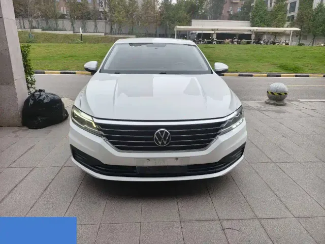 Volkswagen Lavida — Фото автомобиля 2