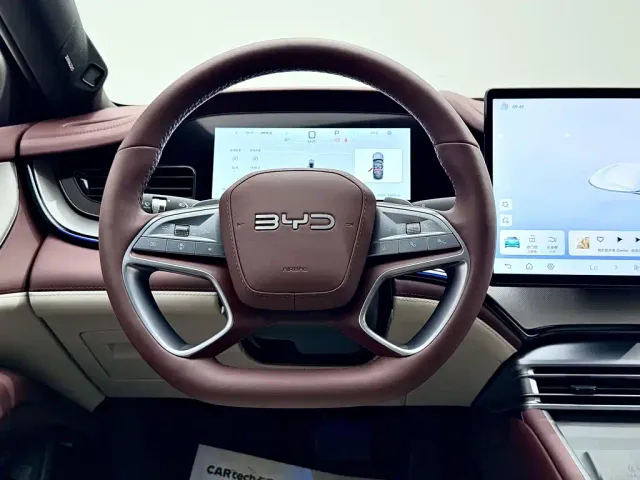 BYD Seal 07 DM-i — Фото автомобиля 12