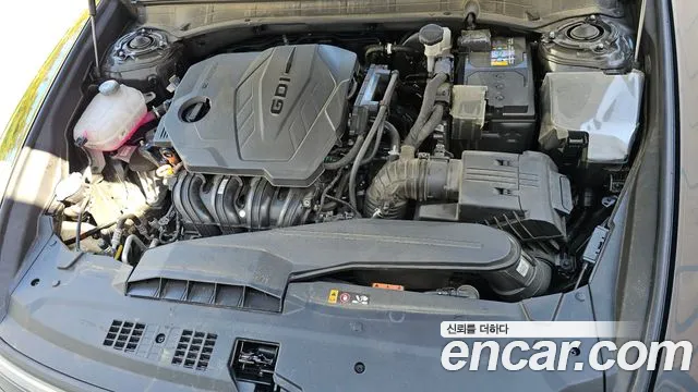 Hyundai Grandeur GN7 — Фото автомобиля 9
