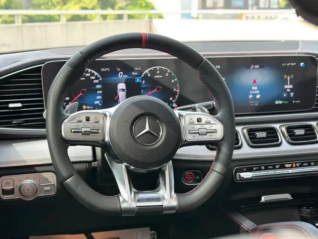Mercedes-Benz GLE-Class AMG — Фото автомобиля 8
