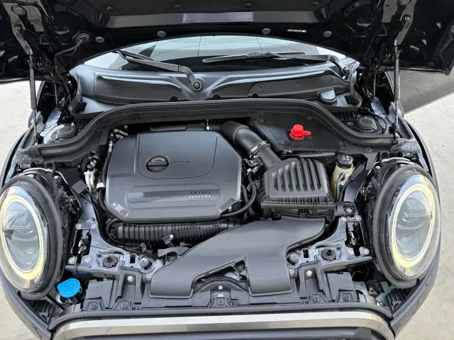 MINI Hatch — Фото автомобиля 17