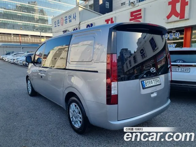 Hyundai Staria — Фото автомобиля 6