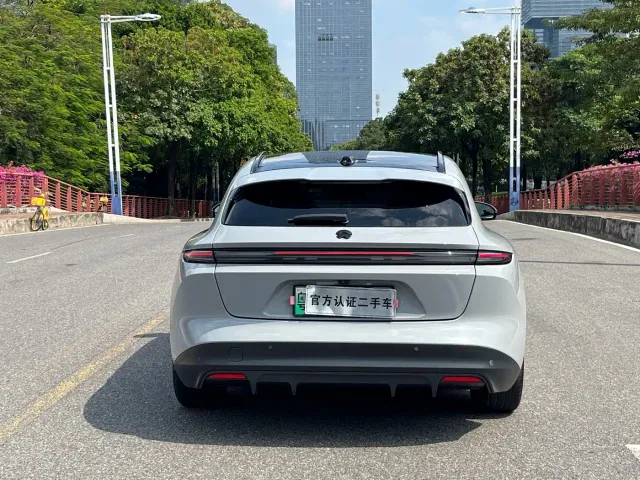 Nio ET5 Touring — Фото автомобиля 19