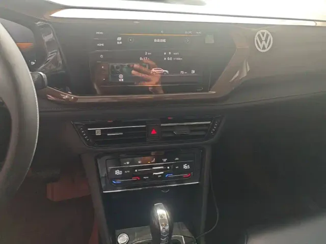 Volkswagen Tharu — Фото автомобиля 12