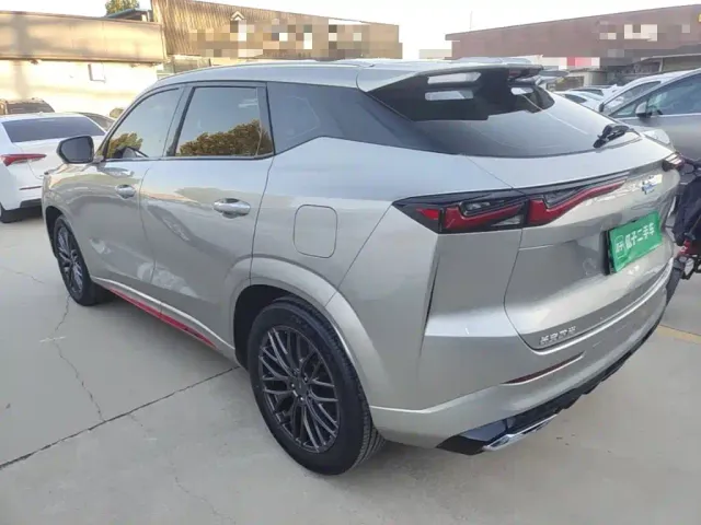 Changan Z6 — Фото автомобиля 4