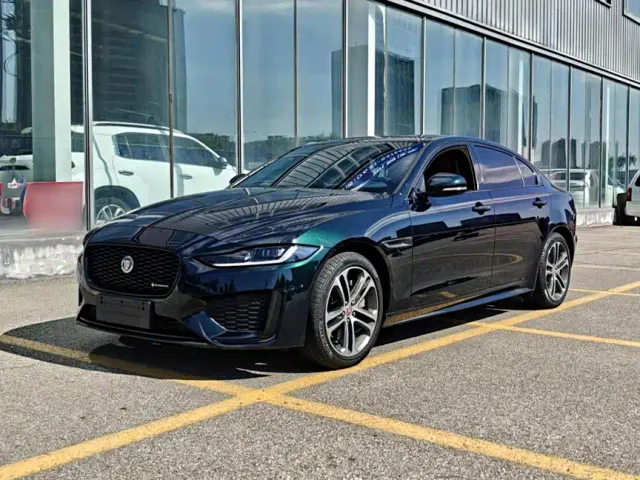 Фотография автомобиля — Jaguar XEL