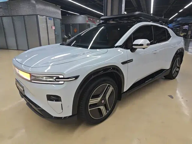 Фотография автомобиля — Changan Qiyuan E07