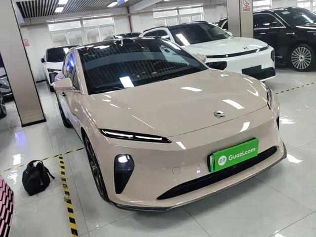 Nio ET5 — Фото автомобиля 3