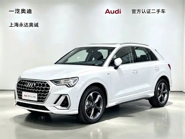 Фотография автомобиля — Audi Q3
